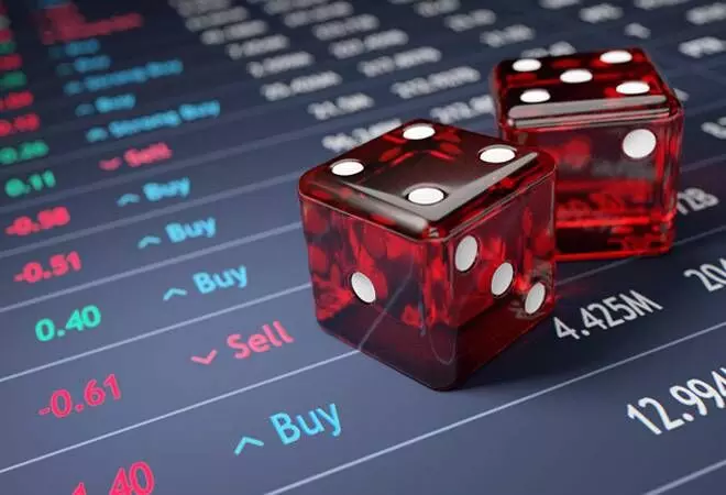 40 മിനിറ്റിനുള്ളിൽ നിക്ഷേപകർക്ക് നഷ്ടമായത് 5 ലക്ഷം കോടി; തകർന്നടിഞ്ഞ് ഇന്ത്യൻ ഓഹരി വിപണി 40 മിനിറ്റിനുള്ളിൽ നിക്ഷേപകർക്ക് നഷ്ടമായത് 5 ലക്ഷം കോടി; തകർന്നടിഞ്ഞ് ഇന്ത്യൻ ഓഹരി വിപണി