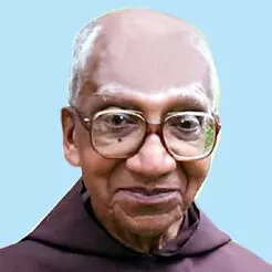 ഫാ​ദ​ർ മാ​ര്‍ട്ടി​ന്‍ പ​ന​ന്താ​നം