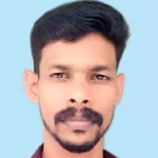 യുവാവ് പുഴയിൽ മുങ്ങി മരിച്ചു യുവാവ് പുഴയിൽ മുങ്ങി മരിച്ചു