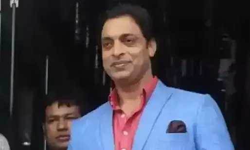 ഋഷഭ്​ പന്തിനും വാഷിങ്​ടൺ സുന്ദറിനുമാകുമെങ്കിൽ റണ്ണെടുക്കാൻ അവർ​ മാത്രം എന്തേ മറന്നു? ഇംഗ്ലീഷ്​ തോൽവിയെ ട്രോളി അക്​​തർ