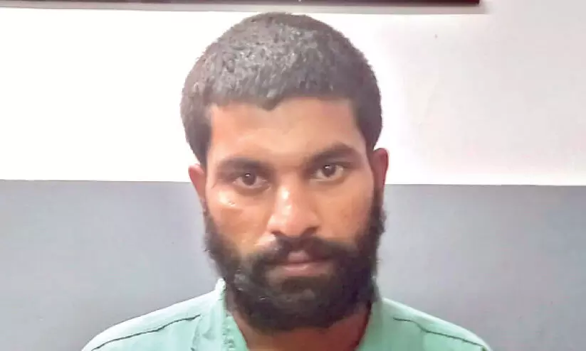 യുവാവ് മലപ്പുറം ജില്ലയിൽ പ്രവേശിക്കുന്നത് വിലക്കി യുവാവ് മലപ്പുറം ജില്ലയിൽ പ്രവേശിക്കുന്നത് വിലക്കി