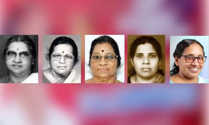 അങ്കത്തിനിറങ്ങിയ മങ്കമാർ