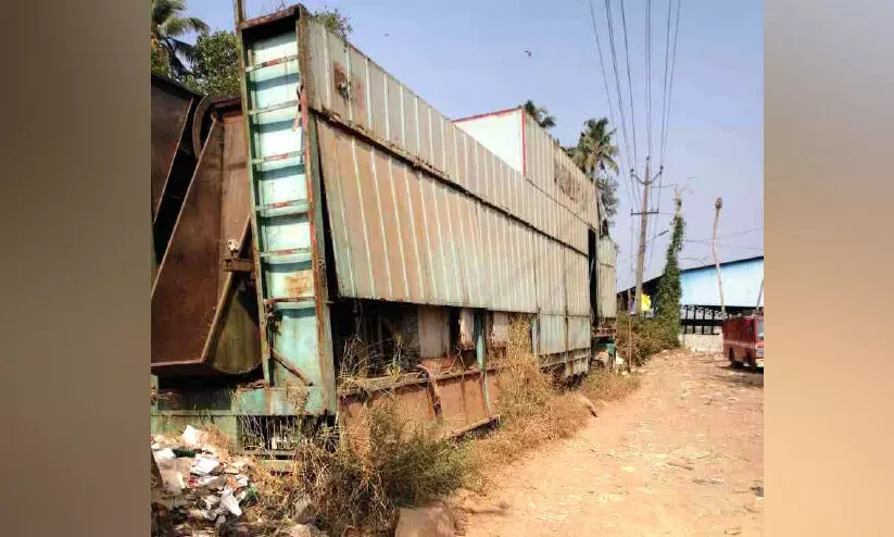 ബ്രഹ്മപുരം മാലിന്യ പ്ലാൻറ് 13 വർഷമായി തുടങ്ങിയിടത്തുതന്നെ
