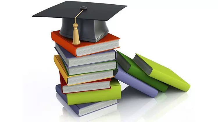 വി​ദ്യാ​ഭ്യാ​സ​മേ​ഖ​ല​യി​ൽ വ​ൻ​ശ​ക്​​തി, അ​ധ്യാ​പ​ന​ത്തി​ലും