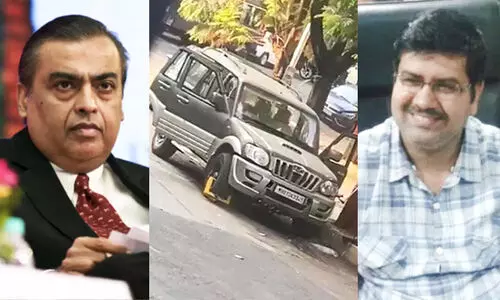 Mukesh Ambani, Mansukh Hiren