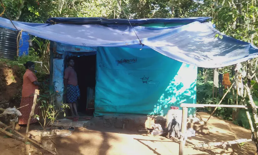 homeless family in idukki