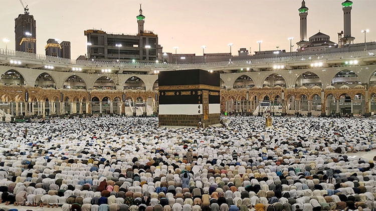 ഹജ്ജ്, ഉംറ ആനുകൂല്യങ്ങൾ: തീർഥാടകരെ സേവിക്കാനുള്ള താൽപര്യം പ്രതിഫലിപ്പിക്കുന്നത് –ഹജ്ജ് മന്ത്രി ഹജ്ജ്, ഉംറ ആനുകൂല്യങ്ങൾ: തീർഥാടകരെ സേവിക്കാനുള്ള താൽപര്യം പ്രതിഫലിപ്പിക്കുന്നത് –ഹജ്ജ് മന്ത്രി