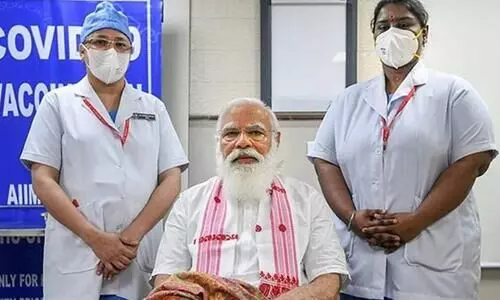 കോവിഡ്​ വാക്​സിൻ സർട്ടിഫിക്കറ്റിലെ മോദിയുടെ പേരിന്​ തെരഞ്ഞെടുപ്പുള്ള സംസ്​ഥാനങ്ങളിൽ മാസ്​കിടും