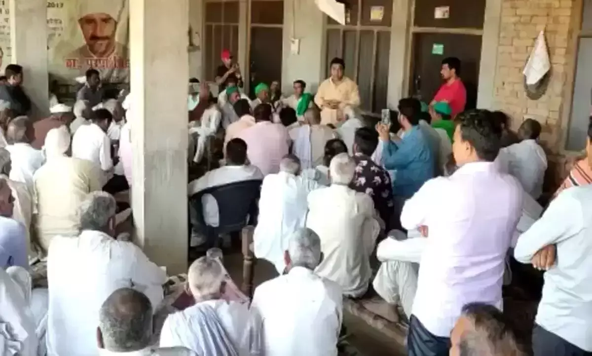 പെൺകുട്ടികൾക്ക്​ ജീൻസും ആൺകുട്ടികൾക്ക്​ ഷോർട്​സും നിരോധിച്ച്​ യു.പി ഖാപ്​ പഞ്ചായത്ത്​