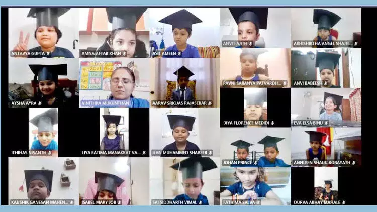 ഇ​ന്ത്യ​ന്‍ സ്​​കൂ​ള്‍ കെ‌.​ജി വി​ദ്യാ​ർ​ഥി​ക​ൾ ഗ്രാ​ജ്വേ​ഷ​ന്‍ ദി​നം ആ​ഘോ​ഷി​ച്ചു