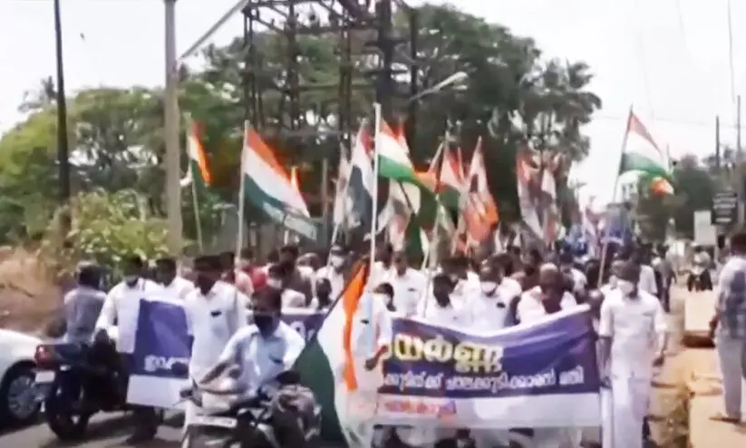 youth congress-mathew kuzhalnadan