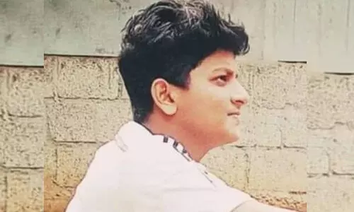 പത്രവിതരണത്തിനിടെ കാറിടിച്ച്​ വിദ്യാർഥി മരിച്ചു