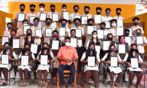 suresh annur students pic