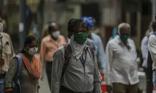 തിരക്കേറിയ ഇടങ്ങളിൽ ആരെയും കോവിഡ്​ ടെസ്റ്റ്​ ചെയ്യും; വിസമ്മതിച്ചാൽ കേസെടുക്കുമെന്ന്​ മുംബൈ കോർപറേഷൻ