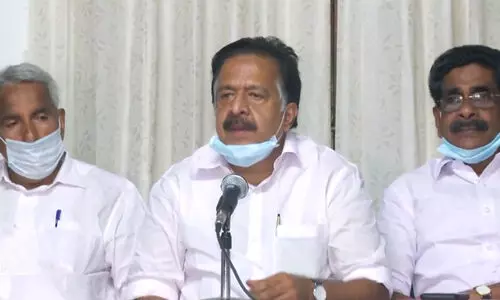 കോൺഗ്രസിൽ തർക്കം തീർന്നില്ല; നേമം അടക്കം 10 സീറ്റിൽ വിശദ ചർച്ച കോൺഗ്രസിൽ തർക്കം തീർന്നില്ല; നേമം അടക്കം 10 സീറ്റിൽ വിശദ ചർച്ച