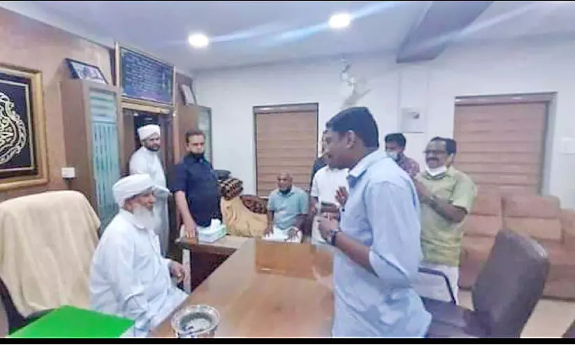 സചിന്ദേവ് കാന്തപുരത്തെ സന്ദര്ശിച്ചു സചിന്ദേവ് കാന്തപുരത്തെ സന്ദര്ശിച്ചു