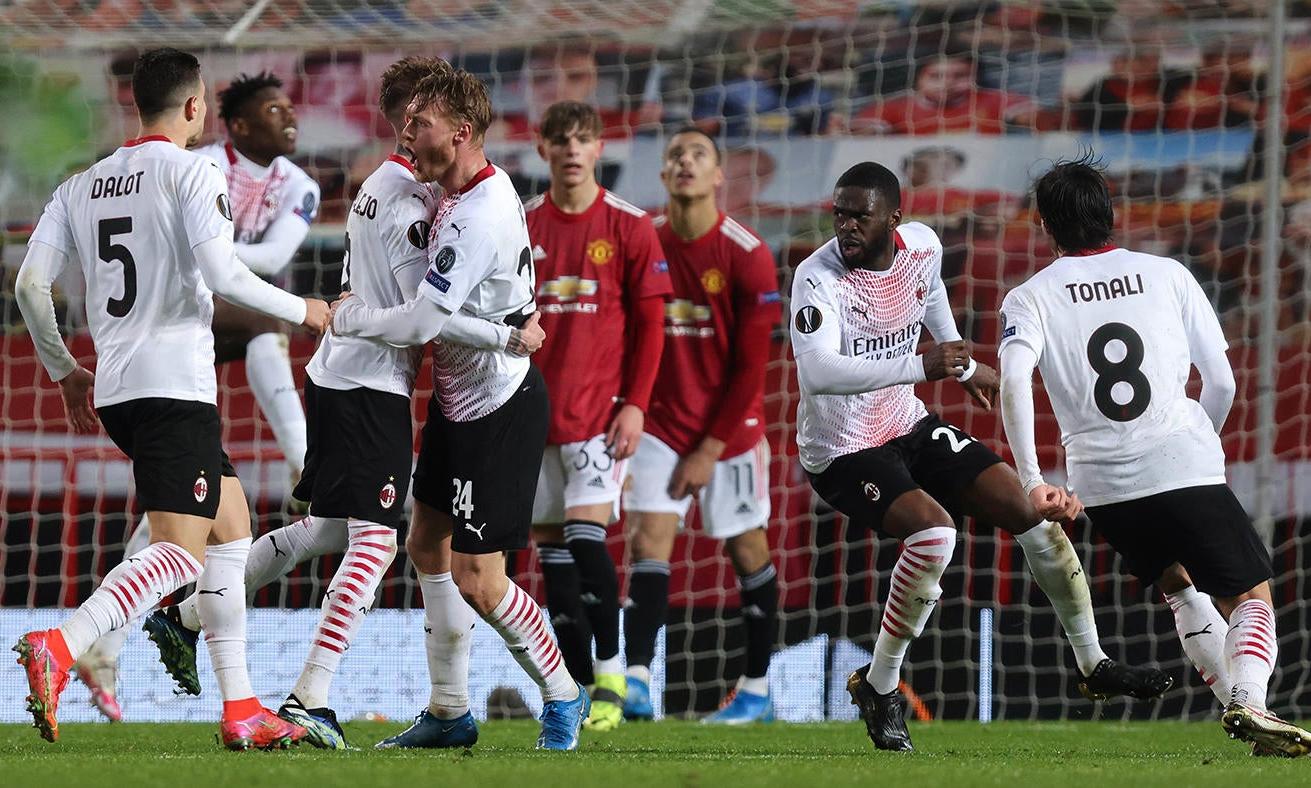 ഇഞ്ചുറി ഗോളിൽ യുനൈറ്റഡിനെ പൂട്ടി എ.സി മിലാൻ ഇഞ്ചുറി ഗോളിൽ യുനൈറ്റഡിനെ പൂട്ടി എ.സി മിലാൻ