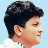 കാ​ർ സൈ​ക്കി​ളി​ലി​ടി​ച്ച്  വി​ദ്യാ​ർ​ഥി മ​രി​ച്ചു