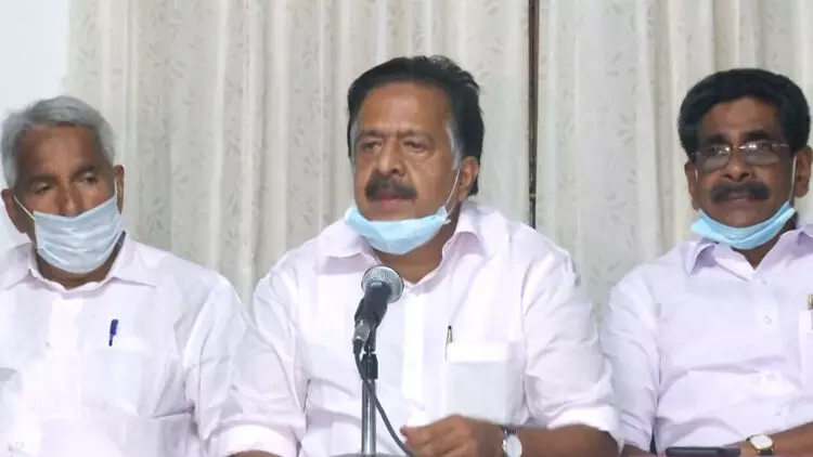 കോൺഗ്രസിൽ തർക്കം തീർന്നില്ല; നേമം അടക്കം 10 സീറ്റിൽ വിശദ ചർച്ച കോൺഗ്രസിൽ തർക്കം തീർന്നില്ല; നേമം അടക്കം 10 സീറ്റിൽ വിശദ ചർച്ച