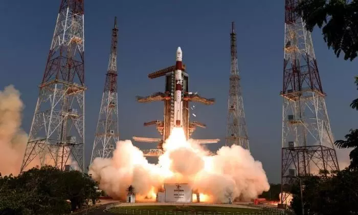 പതിനായിരം കോടിയുടെ നിക്ഷേപത്തിനായി ന്യൂ സ്പേസ് ഇന്ത്യ പതിനായിരം കോടിയുടെ നിക്ഷേപത്തിനായി ന്യൂ സ്പേസ് ഇന്ത്യ