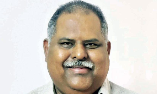 വോട്ടുതേടുന്നത് വികസനം മുൻനിർത്തി –കെ.പി. സുരേഷ് രാജ് വോട്ടുതേടുന്നത് വികസനം മുൻനിർത്തി –കെ.പി. സുരേഷ് രാജ്