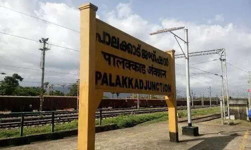 ഓ​ട്ട​പ്പാ​ച്ചി​ൽ...