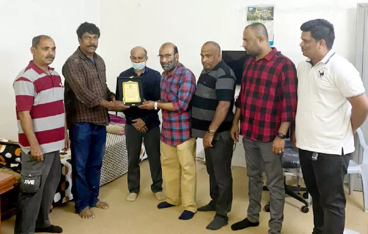 ദവാദ്മി കെ.എം.സി.സി യാത്രയയപ്പ് നൽകി ദവാദ്മി കെ.എം.സി.സി യാത്രയയപ്പ് നൽകി