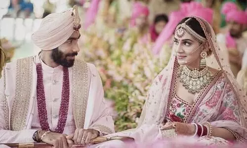 ക്രിക്കറ്റ്​ താരം ജസ്​പ്രീത്​ ബുംറ വിവാഹിതനായി​; ചിത്രങ്ങൾ കാണാം