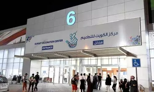 കു​വൈ​ത്തി​ൽ അ​ല​ർ​ജി രോ​ഗി​ക​ൾ​ക്ക്​ വാ​ക്​​സി​നേ​ഷ​ൻ ആ​രം​ഭി​ച്ചു