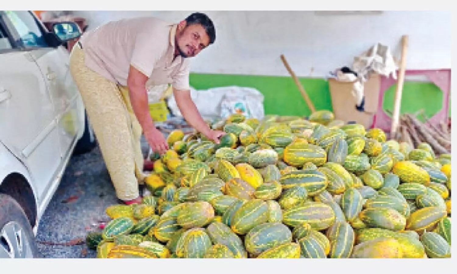 എൻജിനീയർ ജോലി വേണ്ട;പാടത്ത് മണ്ണി​െൻറ മണമുള്ള പണിമതി