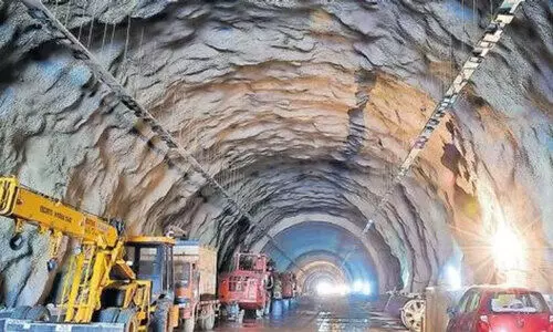 കു​തി​രാ​ൻ: ഒ​രു തു​ര​ങ്ക​പാ​ത ഈ​മാ​സം പൂ​ർ​ത്തി​യാ​ക്കു​മെ​ന്ന്​ ക​രാ​ർ ക​മ്പ​നി