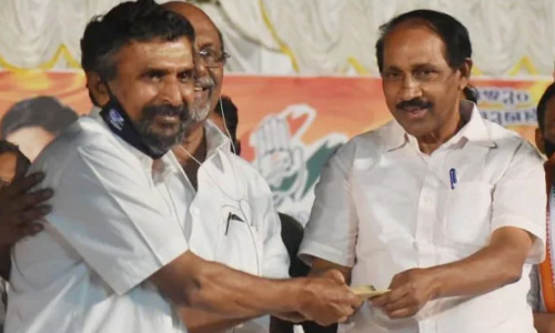 സ്വരാജ് ഇനി നിയമസഭ കാണരുത്; കെ. ബാബുവിന് കെട്ടിവെക്കാനുള്ള തുക നൽകി ശബരിമല മുൻ മേൽശാന്തി