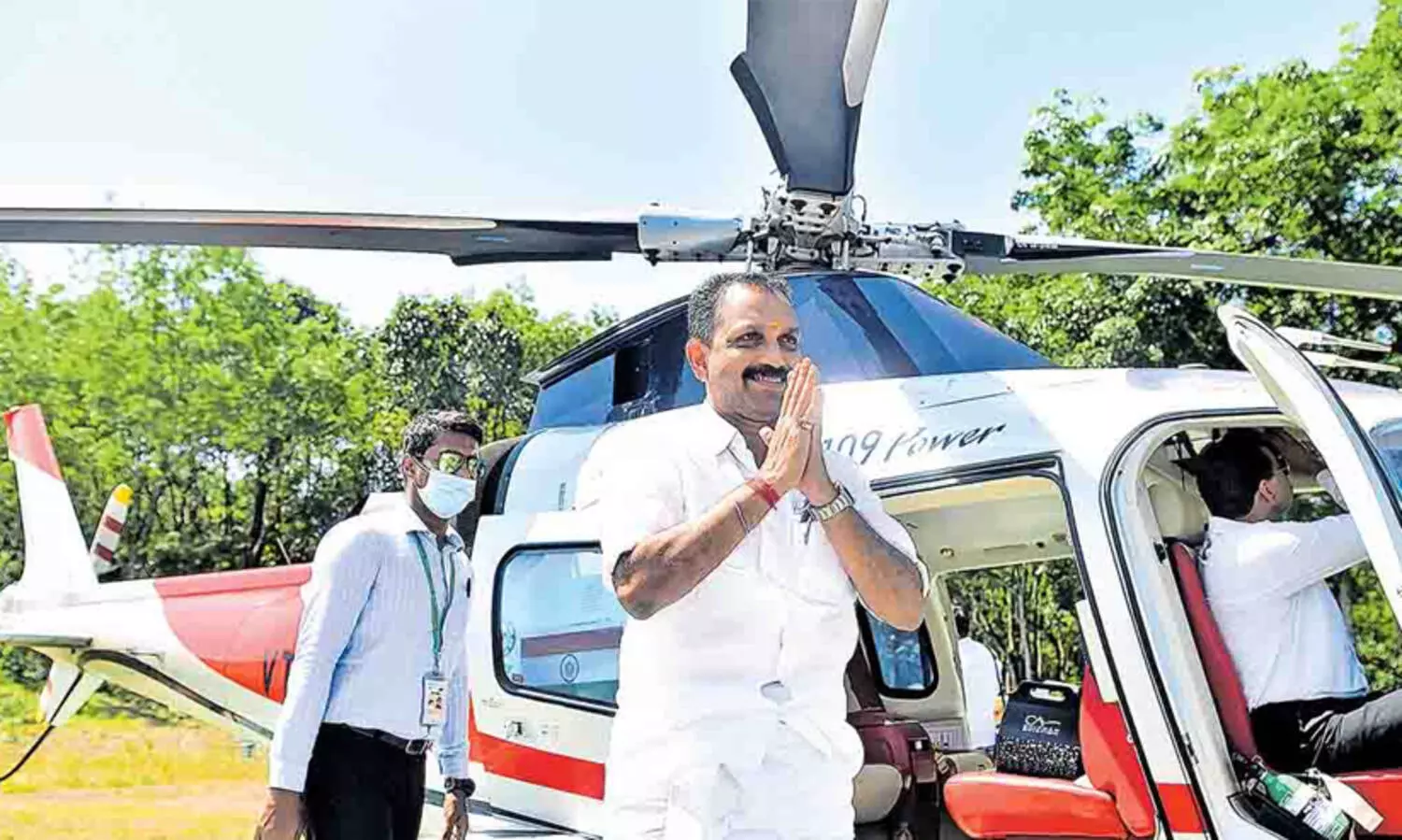 സുരേ​ന്ദ്രൻ ഹെലികോപ്​ടറിൽ ഉന്നതത്തിൽ പോകു​ന്നത് ഉന്നത ചിന്തക്ക്​ -പരിഹാസവുമായി പി.പി. മുകുന്ദൻ