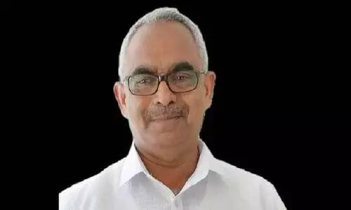 നാ​ല​ര പ​തി​റ്റാ​ണ്ട് പി​ന്നി​ട്ട പ്ര​വാ​സ​ത്തി​ന് വി​ട; അ​ലി​കു​ഞ്ഞി ഹാ​ജി നാ​ട​ണ​യു​ന്നു