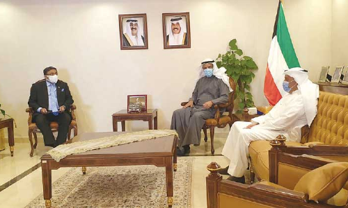 അം​ബാ​സ​ഡ​ർ കു​വൈ​ത്ത് വി​ദേ​ശ​കാ​ര്യ സ​ഹ​മ​ന്ത്രി​യു​മാ​യി ച​ർ​ച്ച ന​ട​ത്തി