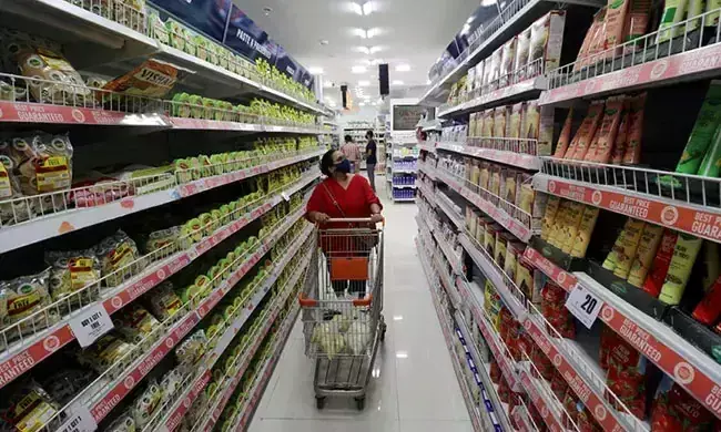 റിലയൻസ്​-ഫ്യൂച്ചർ ഗ്രൂപ്പ്​ ഇടപാടിന്​ തിരിച്ചടി; തൽസ്ഥിതി തുടരാൻ കോടതി ഉത്തരവ്​