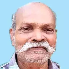 നാ​രാ​യ​ണ​ൻ