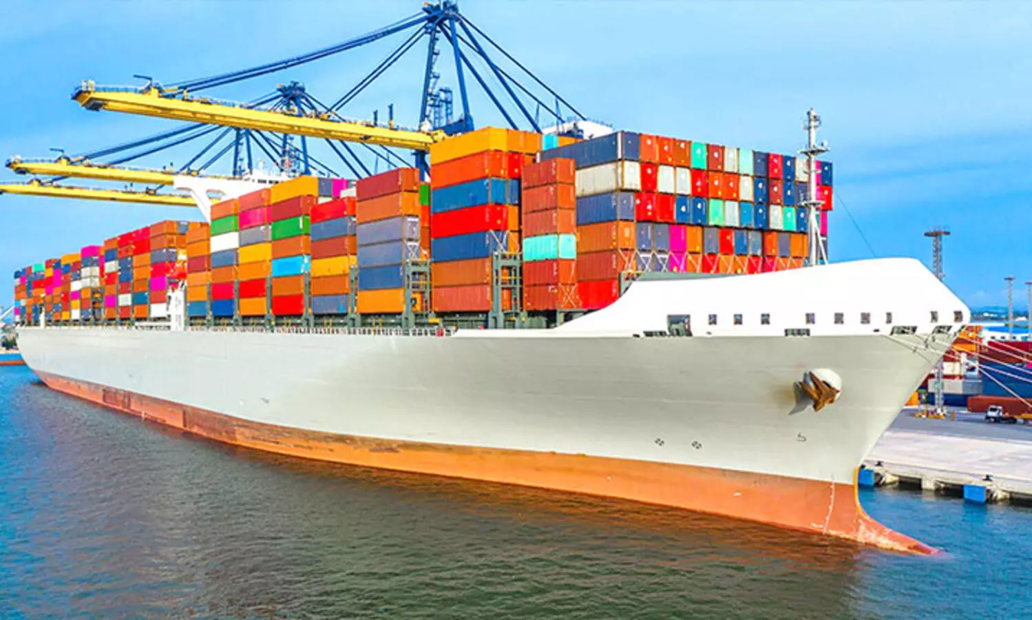 ഗ​ൾ​ഫ്​ രാ​ജ്യ​ങ്ങ​ൾ ഇൗ ​വ​ർ​ഷം 2.5 ശ​ത​മാ​നം സാ​മ്പ​ത്തി​ക   വ​ള​ർ​ച്ച നേ​ടു​മെ​ന്ന്​ റി​പ്പോ​ർ​ട്ട്​