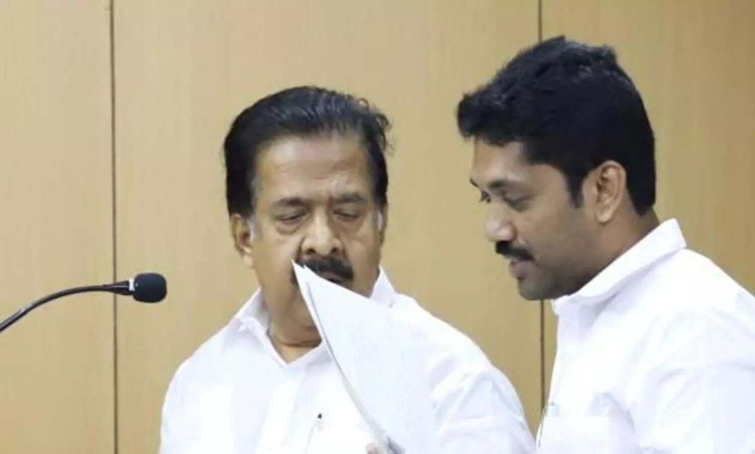 Niyaz Bharati and ramesh chennithala