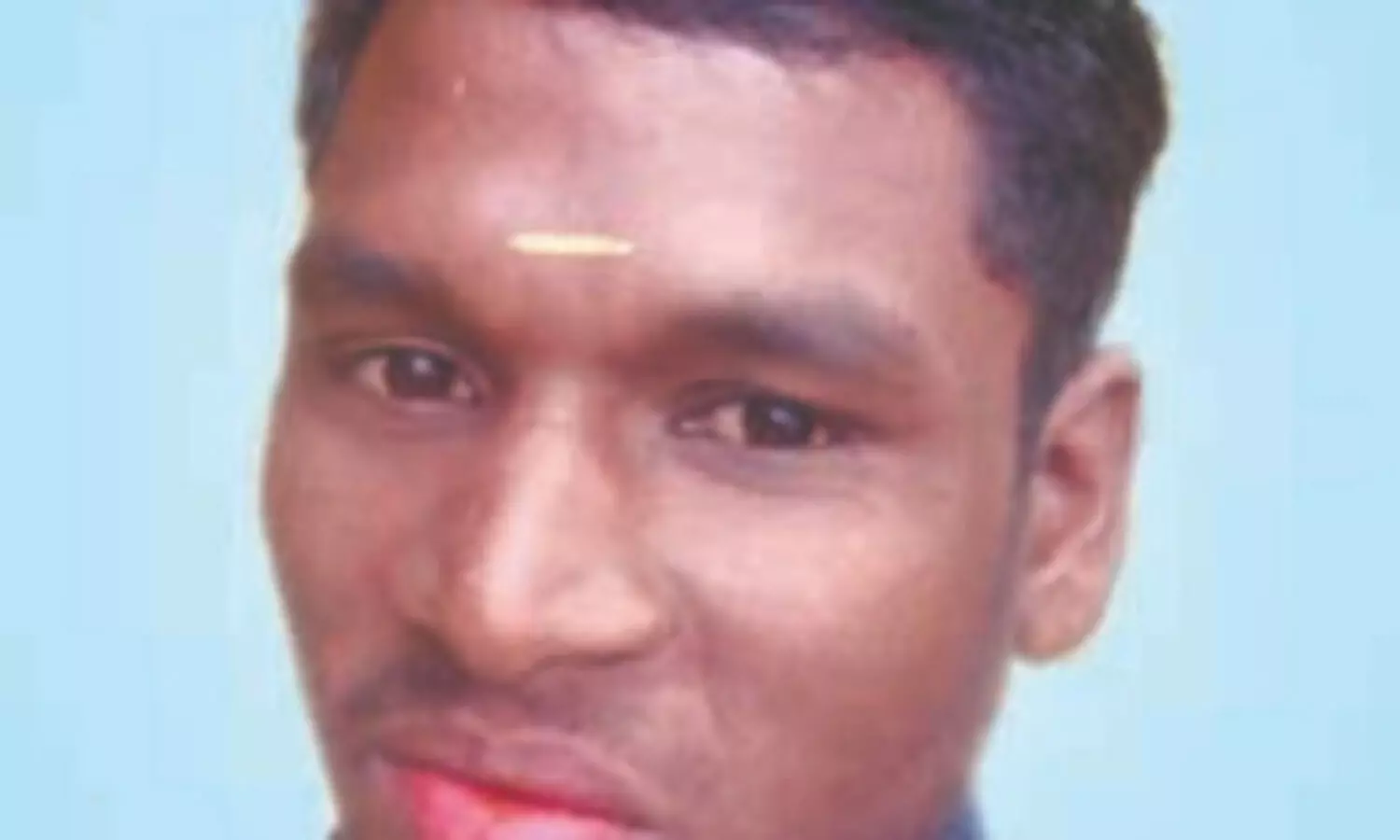 യു​വാ​വ് തൂ​ങ്ങി​മ​രി​ച്ച നി​ല​യി​ൽ