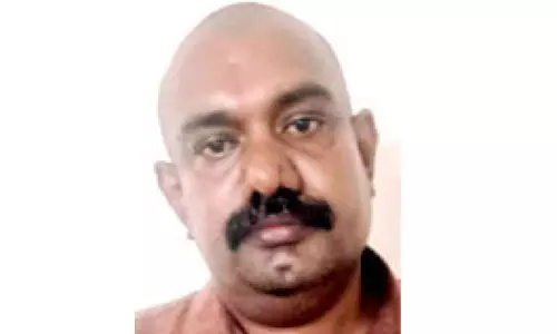 നിരോധിത പുകയില ഉൽപന്നങ്ങളുടെ വൻശേഖരവുമായി ഒരാൾ പിടിയിൽ