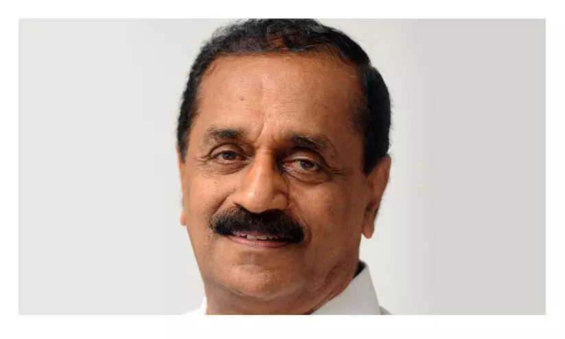 തോ​ട്ട​ത്തി​ൽ ര​വീ​ന്ദ്ര​ന്​ 44 അ​ക്കൗ​ണ്ടു​ക​ളി​ൽ 61.89 ല​ക്ഷ​ത്തി​‍െൻറ നി​ക്ഷേ​പം