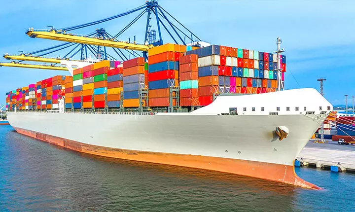 ഗ​ൾ​ഫ്​ രാ​ജ്യ​ങ്ങ​ൾ ഇൗ ​വ​ർ​ഷം 2.5 ശ​ത​മാ​നം സാ​മ്പ​ത്തി​ക   വ​ള​ർ​ച്ച നേ​ടു​മെ​ന്ന്​ റി​പ്പോ​ർ​ട്ട്​