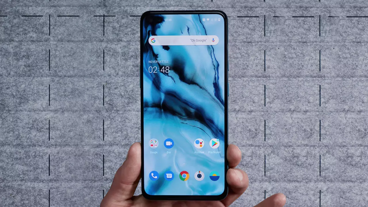 വിലകുറഞ്ഞ ഫ്ലാഗ്ഷിപ്പ് ഫോണുമായി വൺപ്ലസ് വീണ്ടും; ഇന്ത്യയിൽ മാത്രമെത്തുന്ന ഫോണിന്റെ പേര് വൺപ്ലസ് 9R 5ജി വിലകുറഞ്ഞ ഫ്ലാഗ്ഷിപ്പ് ഫോണുമായി വൺപ്ലസ് വീണ്ടും; ഇന്ത്യയിൽ മാത്രമെത്തുന്ന ഫോണിന്റെ പേര് വൺപ്ലസ് 9R 5ജി