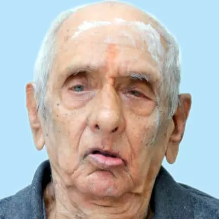 സോ​മ വ​ർ​മ