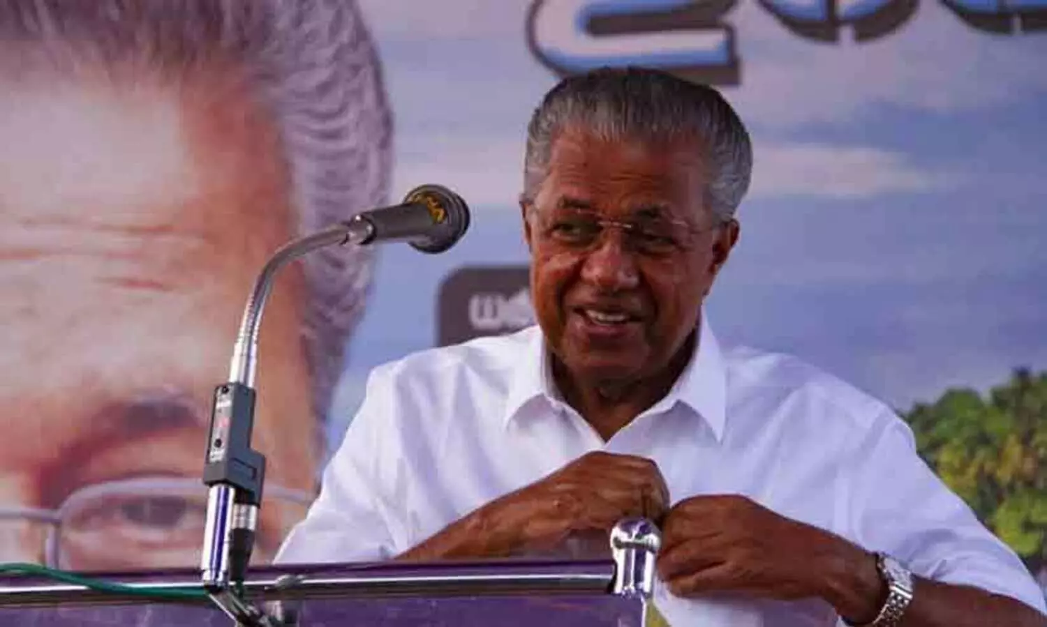 വോട്ടുകച്ചവടത്തിൽ പ്രാവീണ്യം നേടിയവർ സമർഥമായി കരുക്കൾ നീക്കുന്നു -പിണറായി വിജയൻ