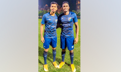 നീ​ല​ക്കു​പ്പാ​യ​ത്തി​ൽ​ മ​ല​പ്പു​റ​ത്തു​നി​ന്നൊ​രു വ​ന്മ​തി​ൽ; ഇ​ന്ത്യ​ൻ പ്ര​തി​രോ​ധം കാ​ക്കാ​ൻ മ​ഷൂർ ഷ​രീ​ഫ്​