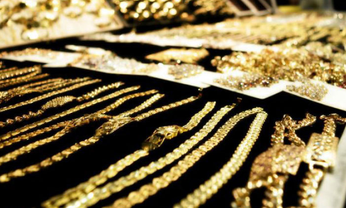 മാതൃദിനത്തിൽ ഉണർവു പ്രതീക്ഷിച്ച് വിപണി മാതൃദിനത്തിൽ ഉണർവു പ്രതീക്ഷിച്ച് വിപണി