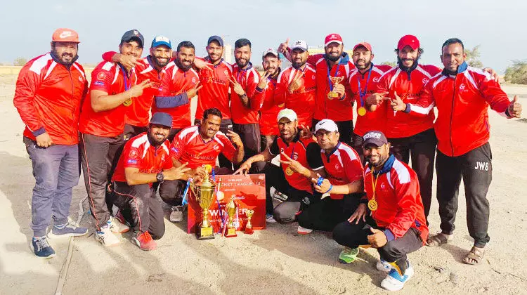 റെഡ് ആൻഡ് ബ്ലാക്ക് ക്രിക്കറ്റ്: ഫ്രൈഡേ കോർട്ട് ജേതാക്കളായി; ഡെസേർട്ട് ബുൾസ് രണ്ടാമത് റെഡ് ആൻഡ് ബ്ലാക്ക് ക്രിക്കറ്റ്: ഫ്രൈഡേ കോർട്ട് ജേതാക്കളായി; ഡെസേർട്ട് ബുൾസ് രണ്ടാമത്