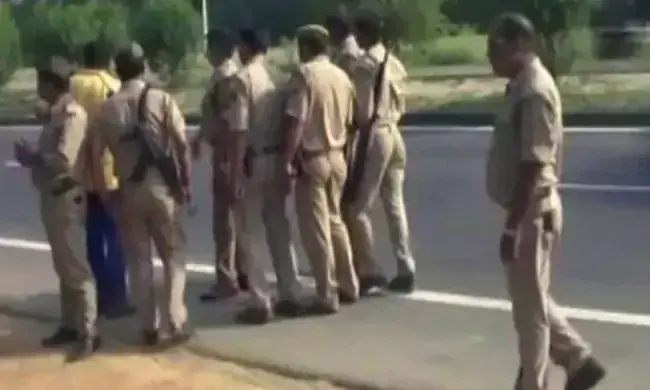 മധ്യപ്രദേശിൽ വീട്ടിൽ അതിക്രമിച്ചുകയറി ബലാത്സംഗ ശ്രമം; പുരുഷന്റെ ലൈംഗികാവയവം മുറിച്ചെടുത്തു മധ്യപ്രദേശിൽ വീട്ടിൽ അതിക്രമിച്ചുകയറി ബലാത്സംഗ ശ്രമം; പുരുഷന്റെ ലൈംഗികാവയവം മുറിച്ചെടുത്തു